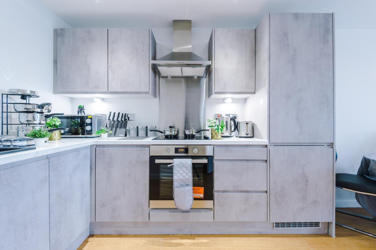 ✰Onpoint - Modern 2 Bed Apartment Close To Centre✰ ليدز المظهر الخارجي الصورة