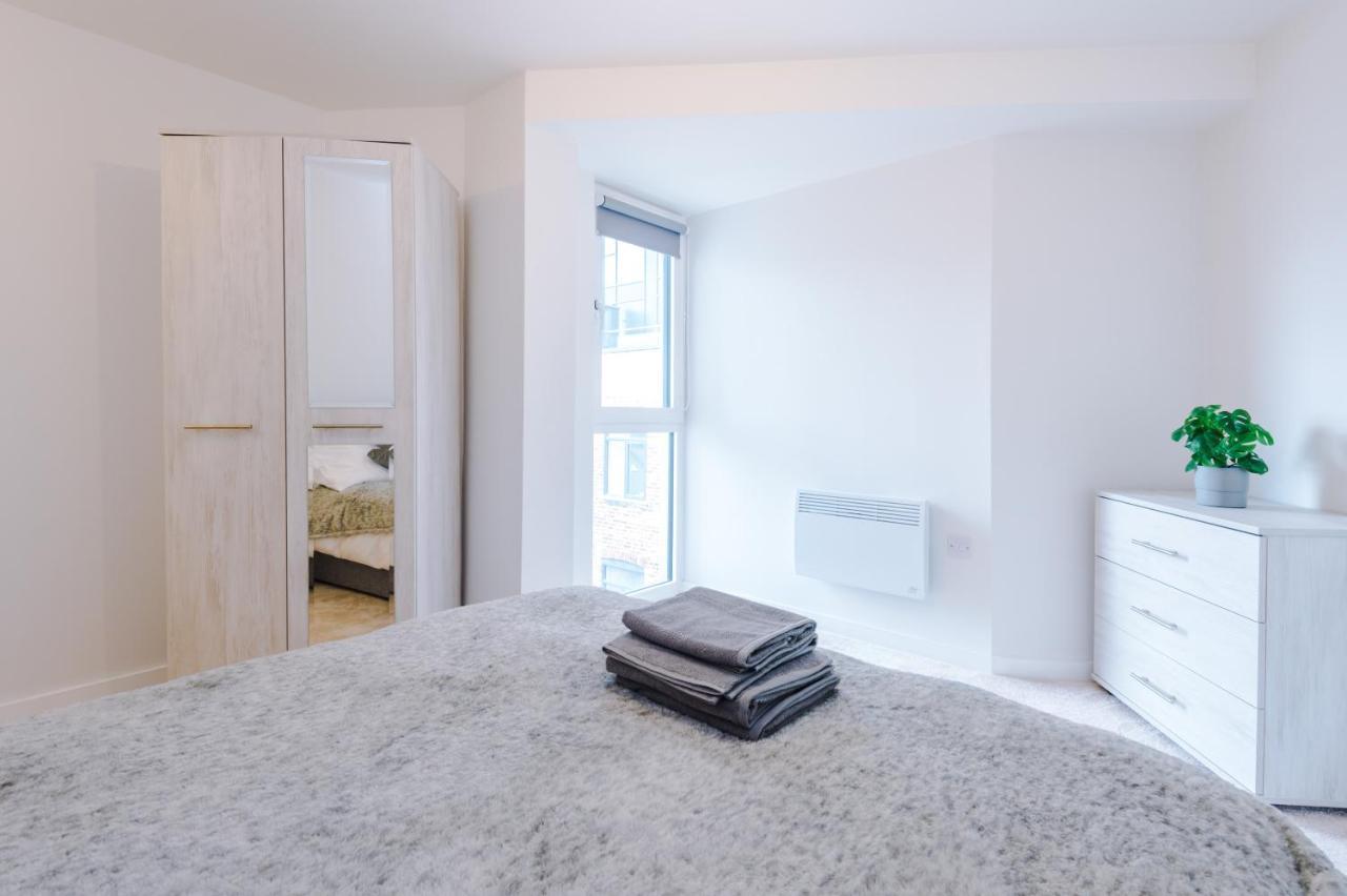 ✰Onpoint - Modern 2 Bed Apartment Close To Centre✰ ليدز المظهر الخارجي الصورة