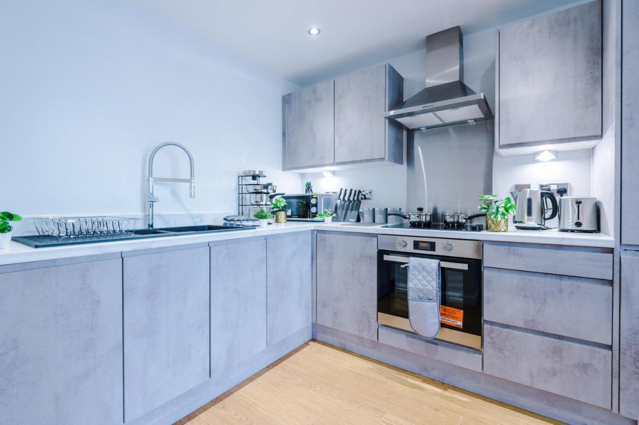 ✰Onpoint - Modern 2 Bed Apartment Close To Centre✰ ليدز المظهر الخارجي الصورة