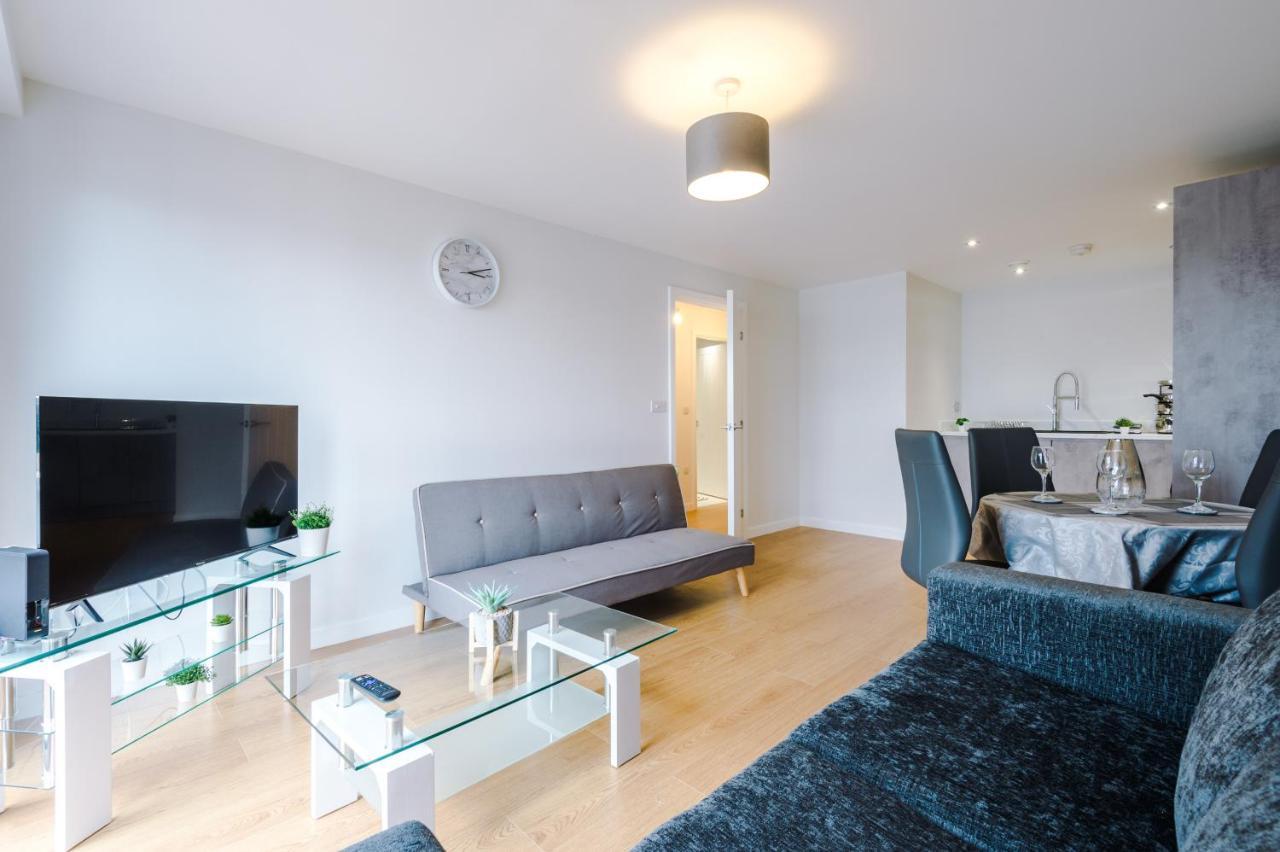 ✰Onpoint - Modern 2 Bed Apartment Close To Centre✰ ليدز المظهر الخارجي الصورة